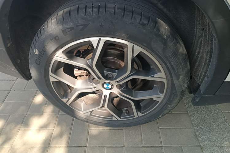 Used BMW X1 2022 sDrive25Li Leading Model Right Rear Wheel Hub