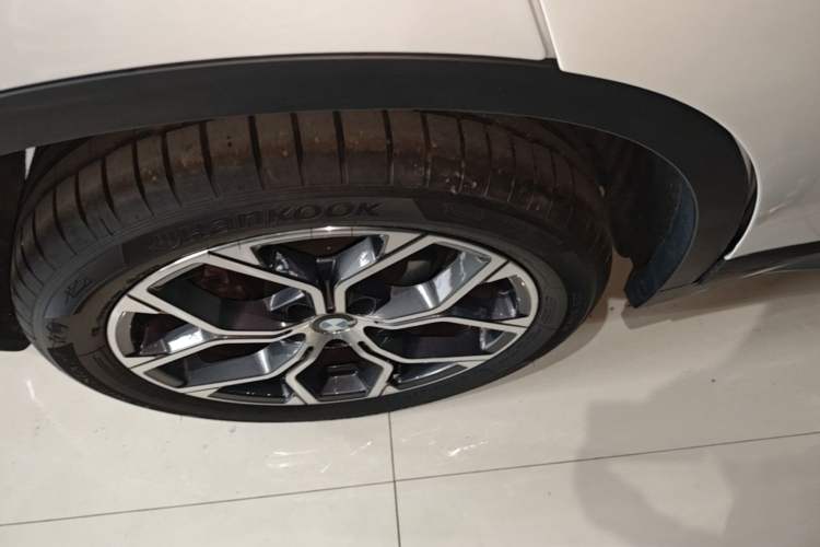 Used BMW X1 2022 sDrive20Li Luxury Model Right Rear Wheel Hub