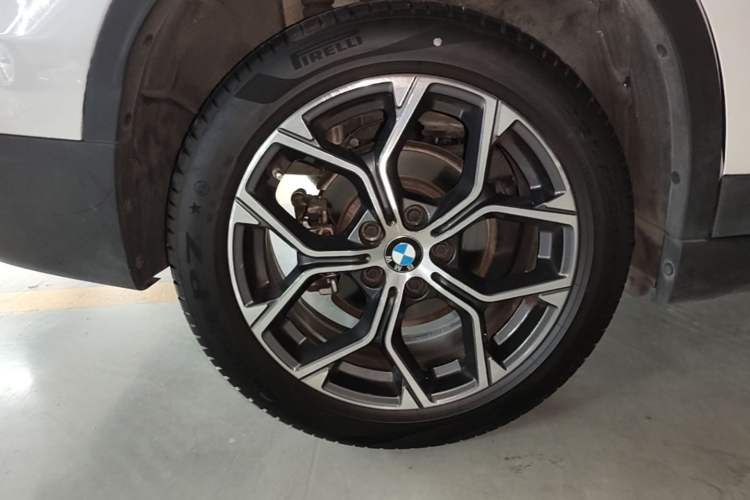 Used BMW X1 2022 sDrive25Li Leading Model Right Rear Wheel Hub