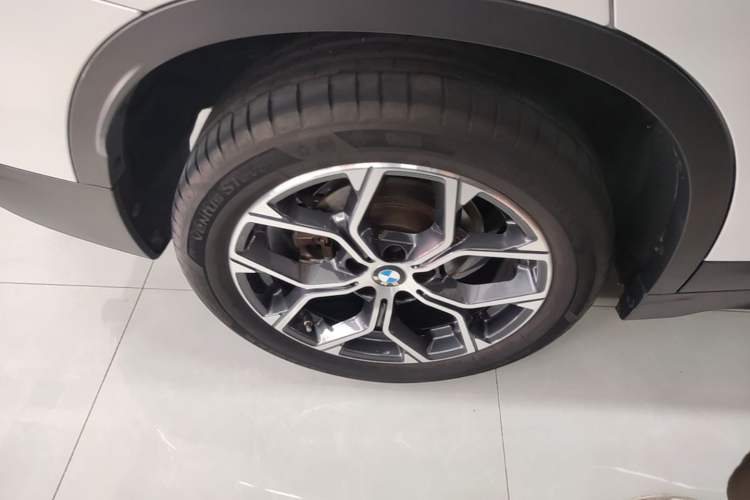 Used BMW X1 2022 sDrive25Li Leading Model Right Rear Wheel Hub