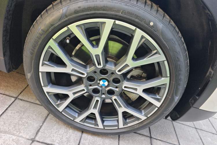 Used BMW X1 2022 Updated xDrive25Li Premium Edition Right Rear Wheel Hub