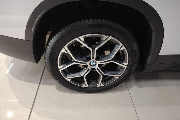 Used BMW X1 2022 sDrive25Li Leading Model Right Rear Wheel Hub