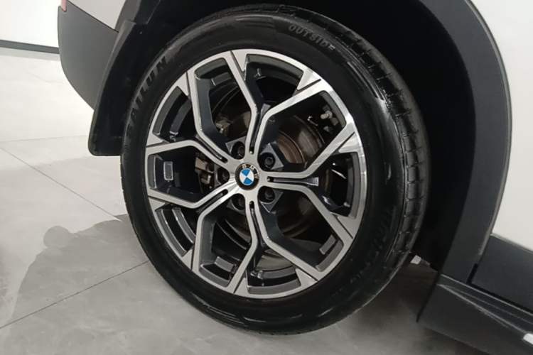 Used BMW X1 2022 sDrive25Li Leading Model Right Rear Wheel Hub