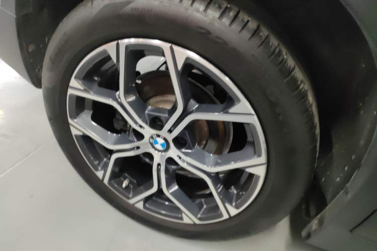 Used BMW X1 2022 sDrive25Li Leading Model Right Rear Wheel Hub