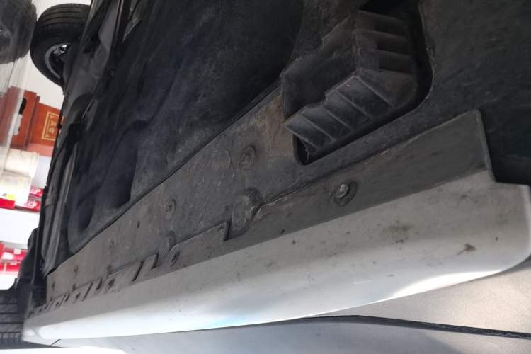 Used BMW X1 2022 sDrive20Li Fashion Model Right Side Sill