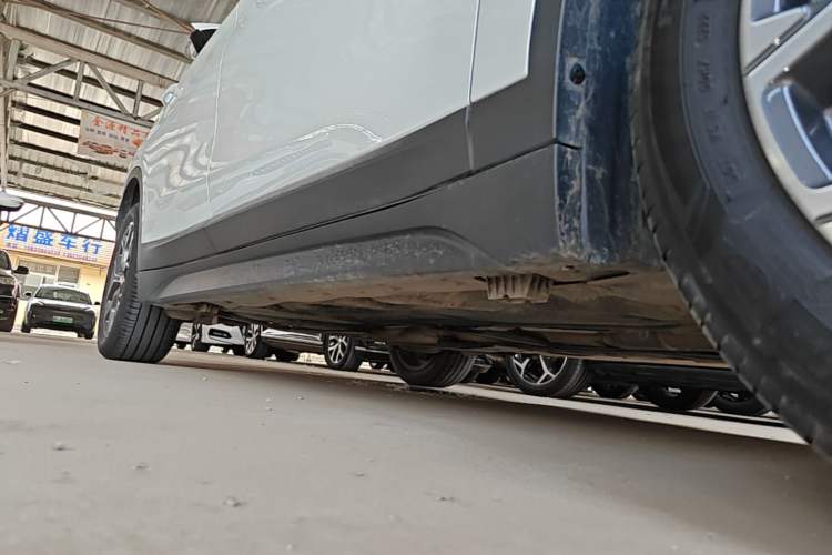 Used BMW X1 2022 sDrive25Li Leading Model Right Side Sill