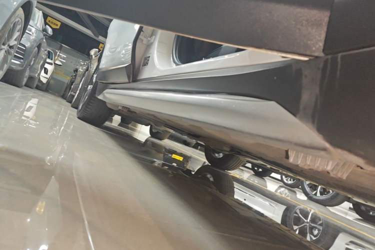 Used BMW X1 2022 sDrive25Li Leading Model Right Side Sill