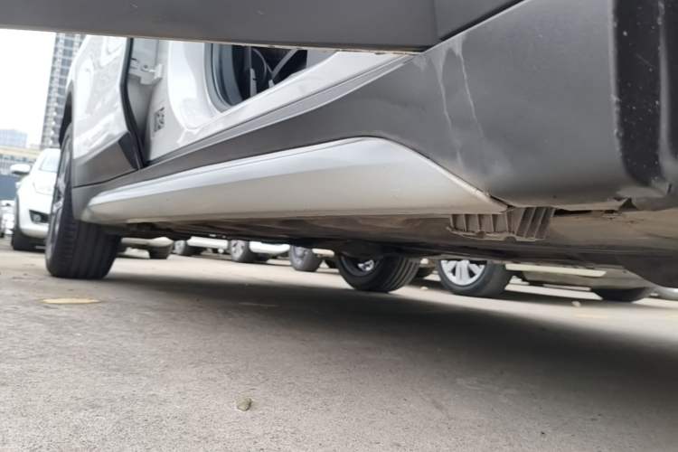Used BMW X1 2022 sDrive20Li Fashion Model Right Side Sill