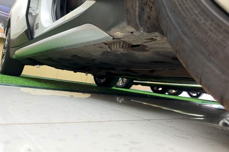 Used BMW X1 2022 Updated xDrive25Li Premium Edition Right Side Sill