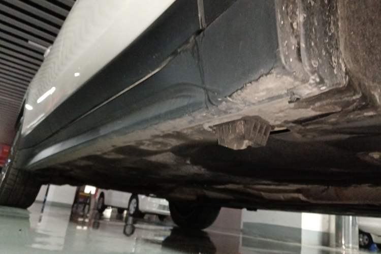 Used BMW X1 2022 sDrive25Li Leading Model Right Side Sill