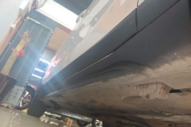 Used BMW X1 2022 sDrive25Li Leading Model Right Side Sill