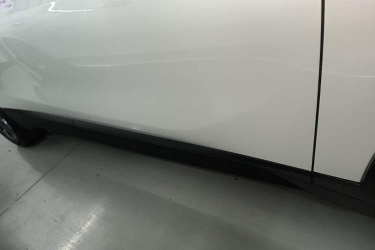Used BMW X1 2022 sDrive25Li Leading Model Right Side Sill