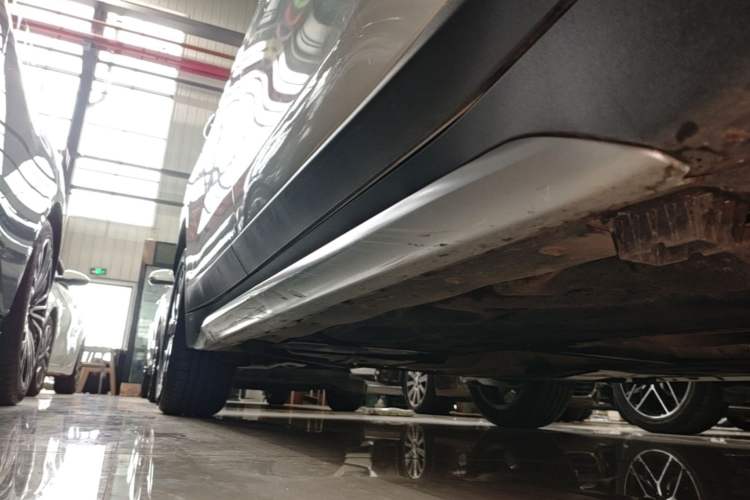 Used BMW X1 2022 sDrive20Li Luxury Model Right Side Sill