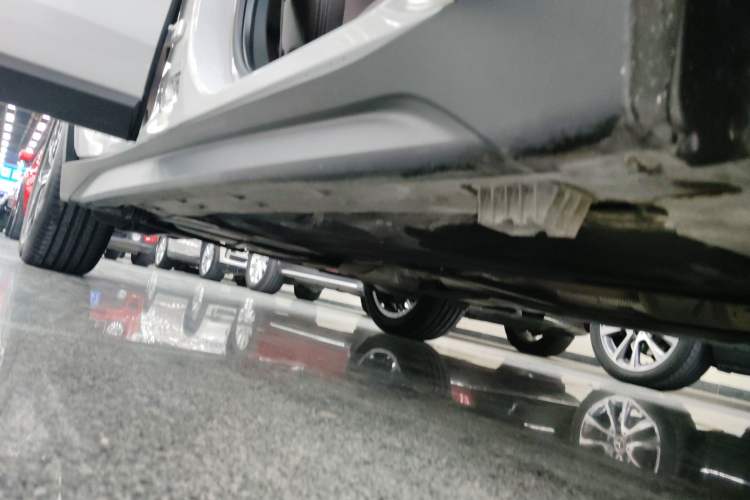 Used BMW X1 2022 sDrive25Li Leading Model Right Side Sill