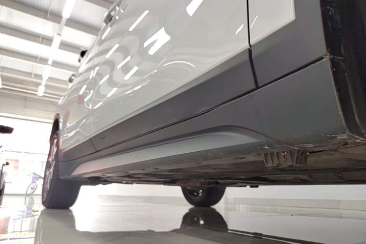 Used BMW X1 2022 sDrive25Li Leading Model Right Side Sill