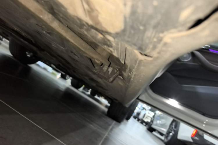 Used BMW X1 2022 sDrive25Li Leading Model Right Side Sill