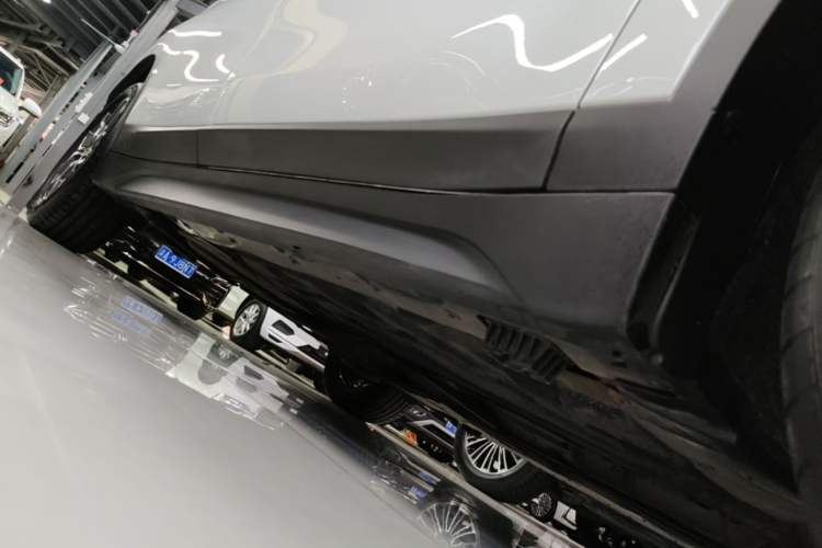 Used BMW X1 2022 sDrive25Li Leading Model Right Side Sill