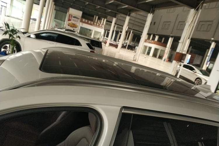 Used BMW X1 2022 sDrive25Li Leading Model Roof