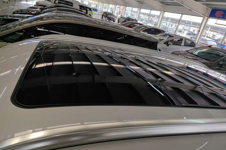 Used BMW X1 2022 sDrive25Li Leading Model Roof