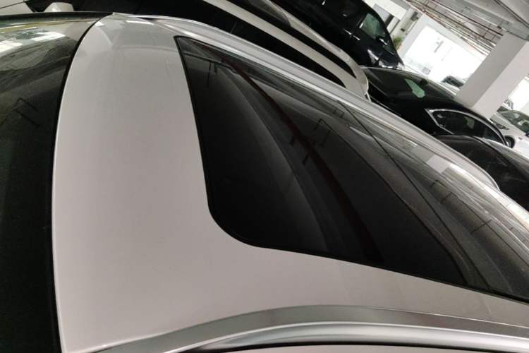 Used BMW X1 2022 xDrive25Li Luxury Model Roof