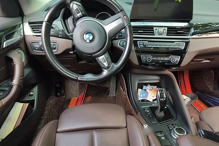 Used BMW X1 2022 sDrive25Li Leading Model Steering Wheel