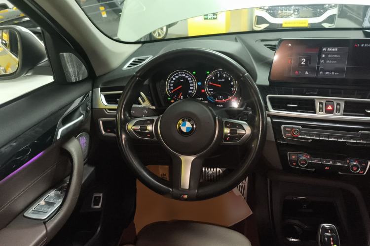 Used BMW X1 2022 sDrive25Li Leading Model Steering Wheel