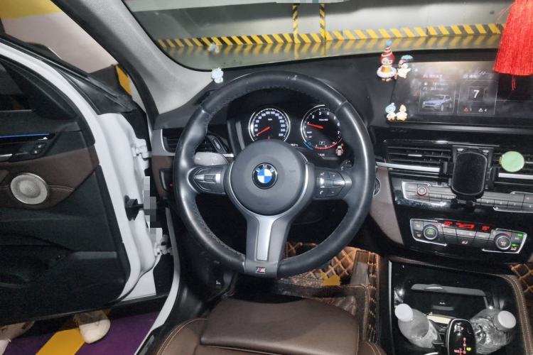 Used BMW X1 2022 sDrive20Li Luxury Model Steering Wheel