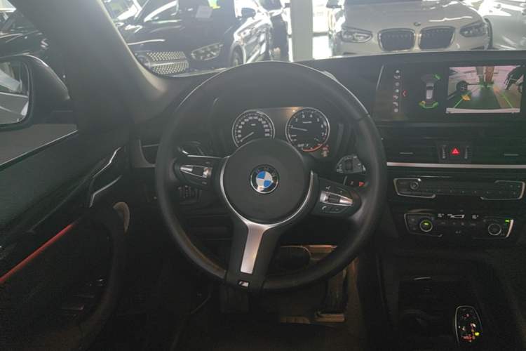 Used BMW X1 2022 sDrive25Li Leading Model Steering Wheel