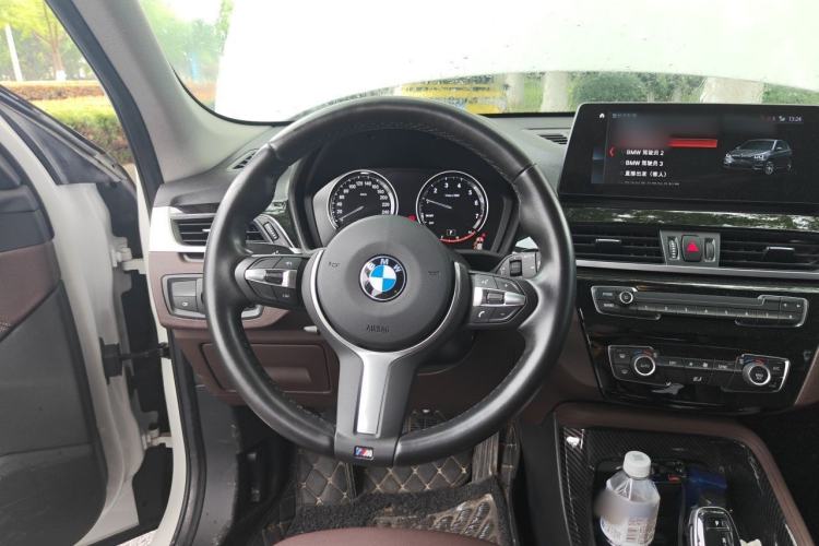 Used BMW X1 2022 sDrive25Li Leading Model Steering Wheel