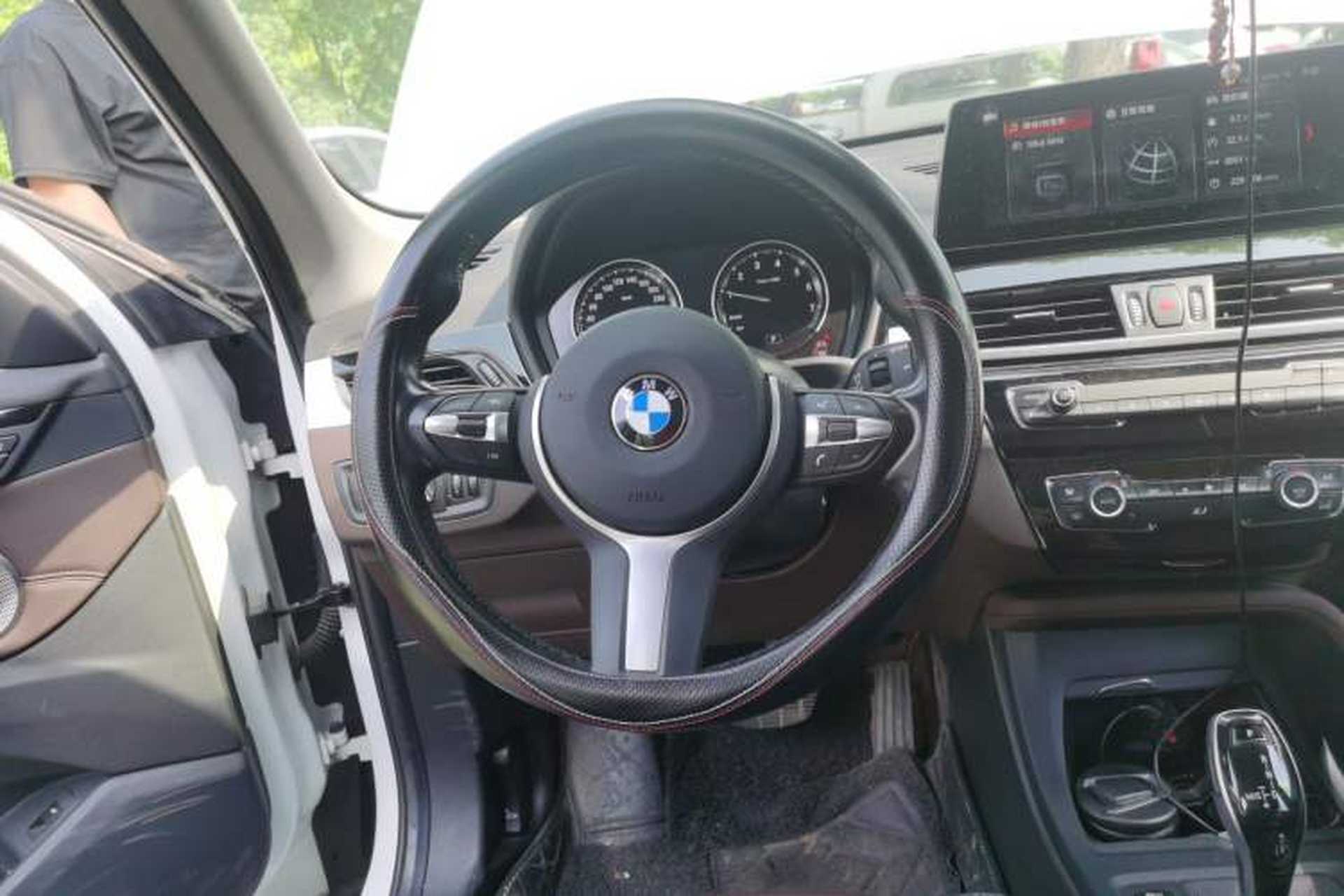 Used BMW X1 2022 sDrive25Li Leading Model Steering Wheel