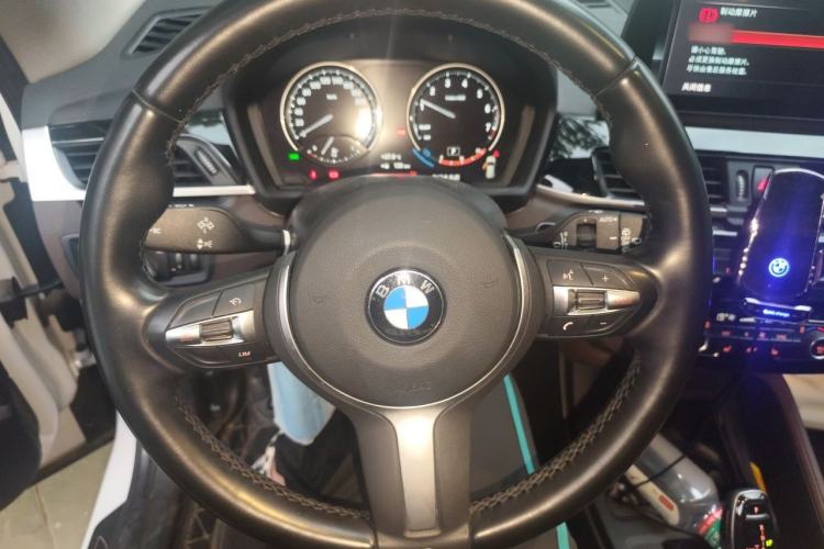 Used BMW X1 2022 sDrive25Li Leading Model Steering Wheel