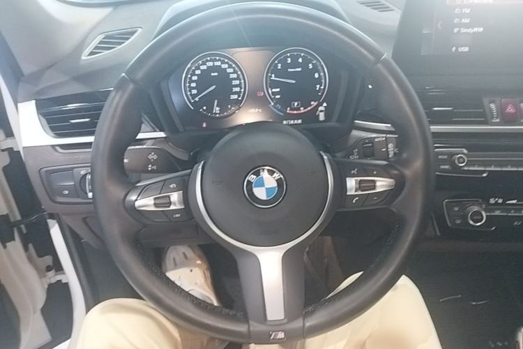 Used BMW X1 2022 sDrive25Li Leading Model Steering Wheel