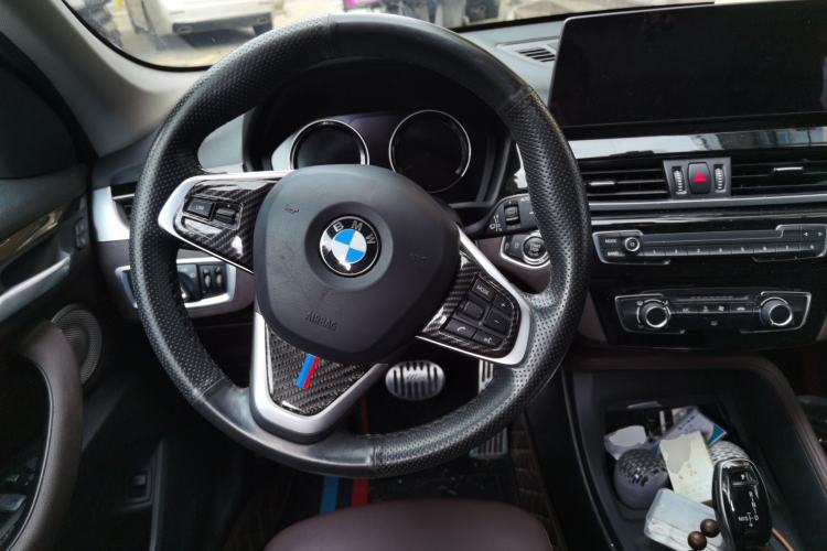 Used BMW X1 2022 sDrive20Li Fashion Model Steering Wheel