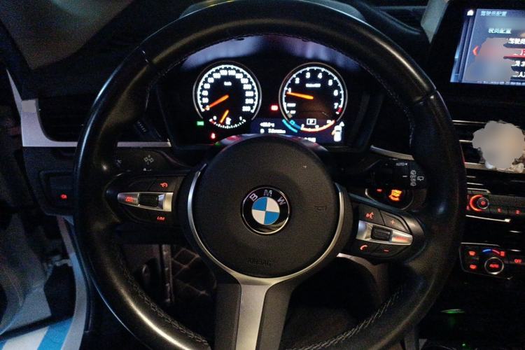 Used BMW X1 2022 sDrive25Li Leading Model Steering Wheel