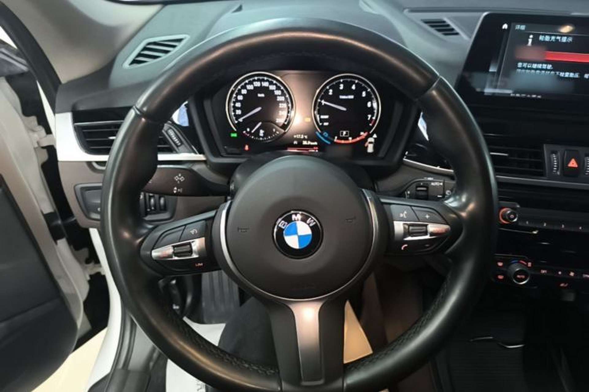 Used BMW X1 2022 sDrive25Li Leading Model Steering Wheel