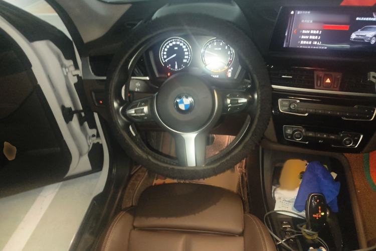 Used BMW X1 2022 sDrive25Li Leading Model Steering Wheel