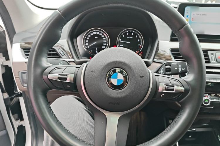 Used BMW X1 2022 xDrive25Li Luxury Model Steering Wheel