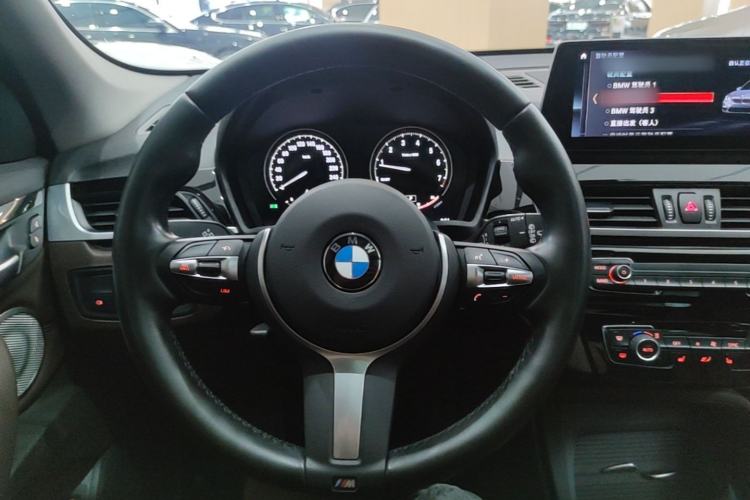 Used BMW X1 2022 sDrive25Li Leading Model Steering Wheel