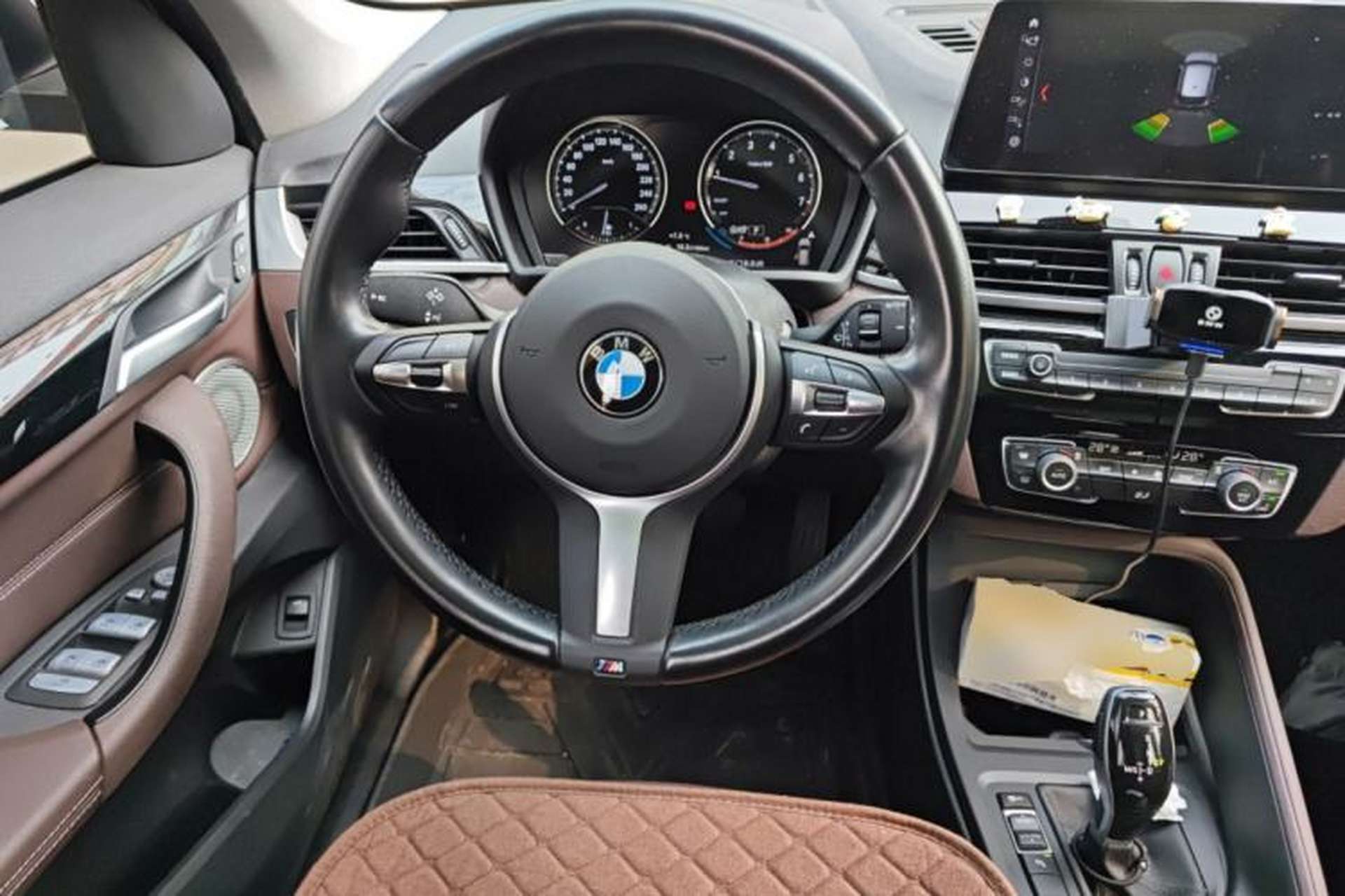 Used BMW X1 2022 sDrive25Li Leading Model Steering Wheel