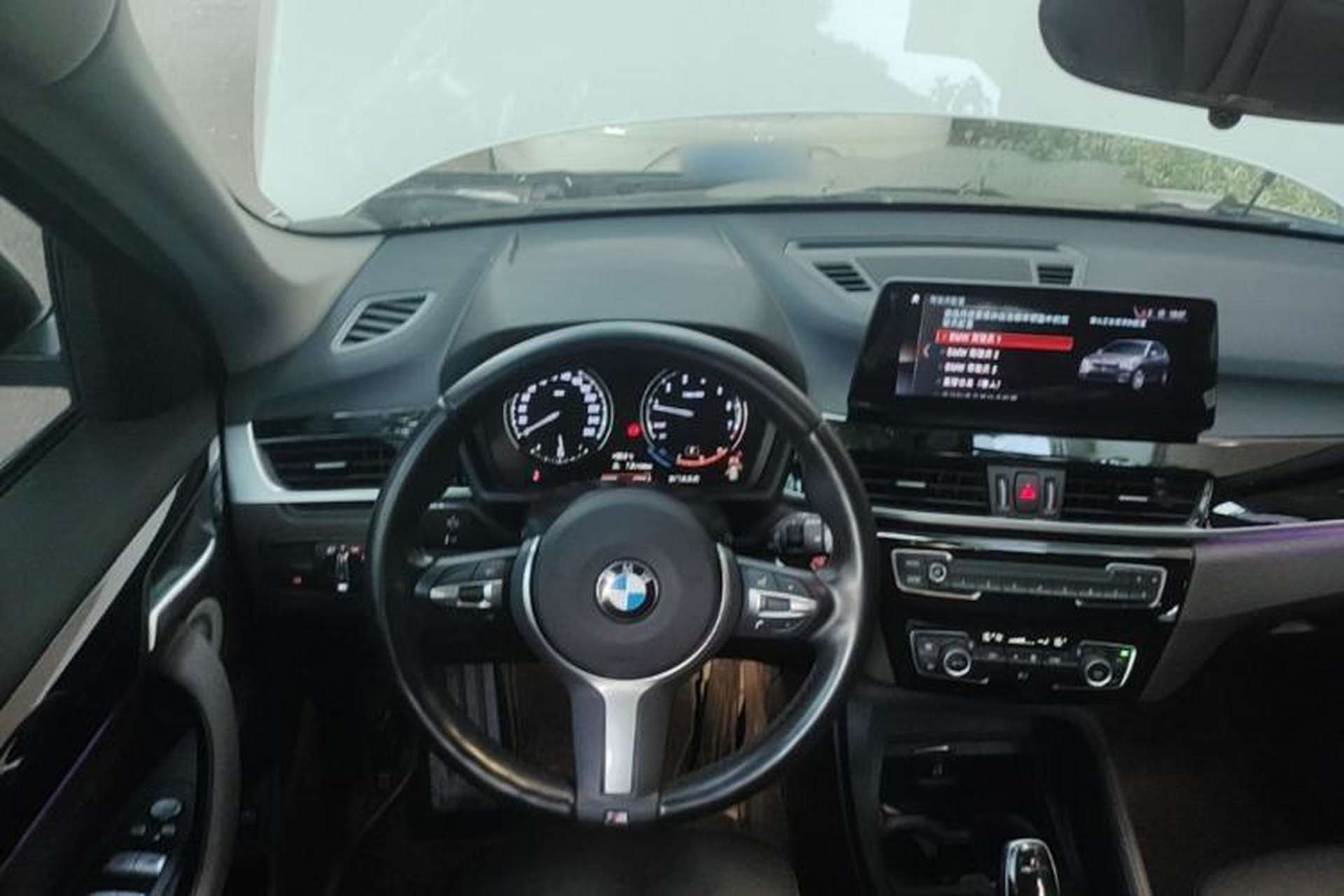Used BMW X1 2022 sDrive25Li Leading Model Steering Wheel