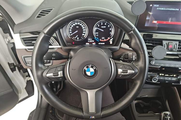Used BMW X1 2022 sDrive25Li Leading Model Steering Wheel