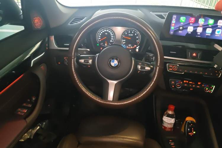 Used BMW X1 2022 sDrive25Li Leading Model Steering Wheel