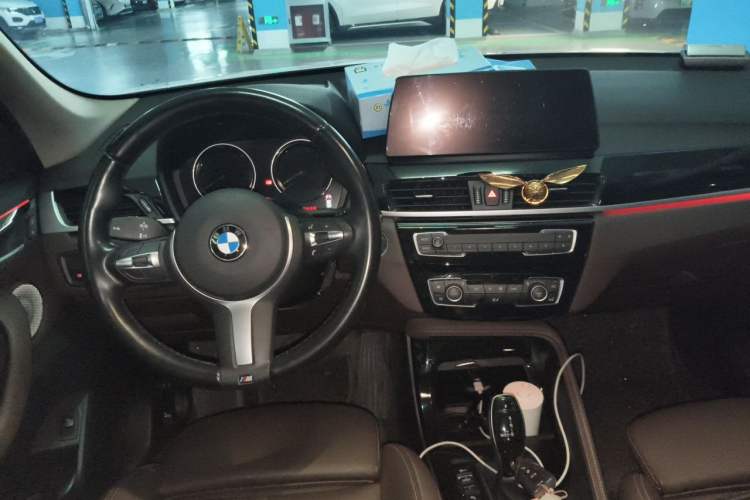 Used BMW X1 2022 sDrive20Li Fashion Model Steering Wheel