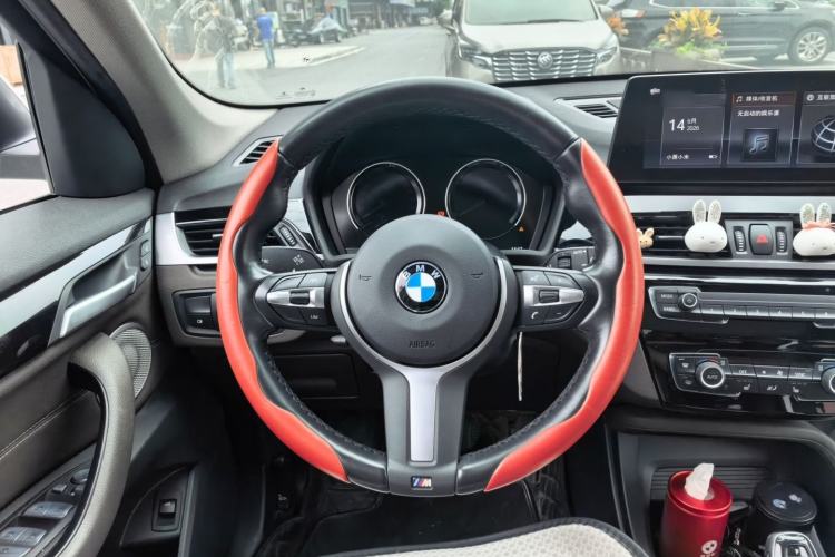Used BMW X1 2022 sDrive25Li Leading Model Steering Wheel