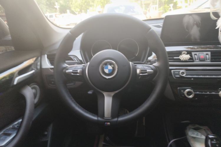 Used BMW X1 2022 sDrive25Li Leading Model Steering Wheel