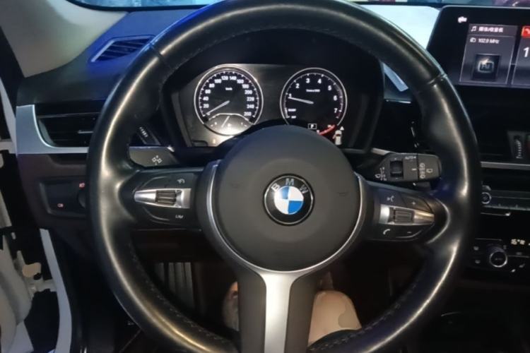 Used BMW X1 2022 sDrive25Li Leading Model Steering Wheel