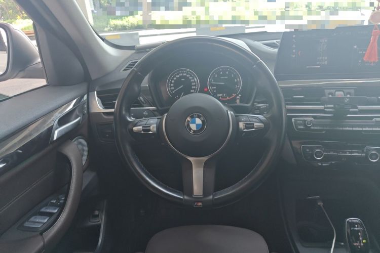 Used BMW X1 2022 sDrive25Li Leading Model Steering Wheel