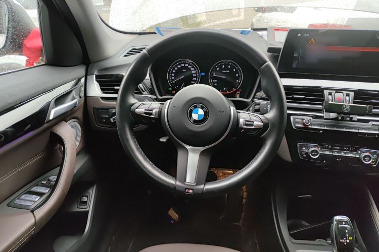 Used BMW X1 2022 sDrive25Li Leading Model Steering Wheel