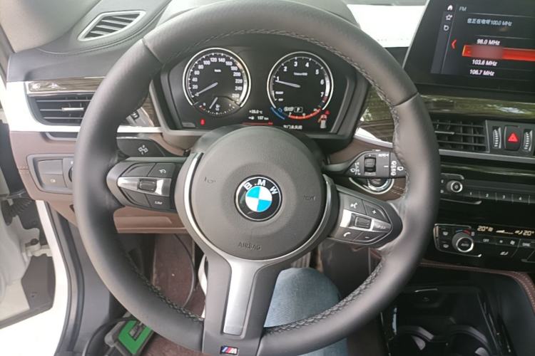 Used BMW X1 2022 xDrive25Li Luxury Model Steering Wheel