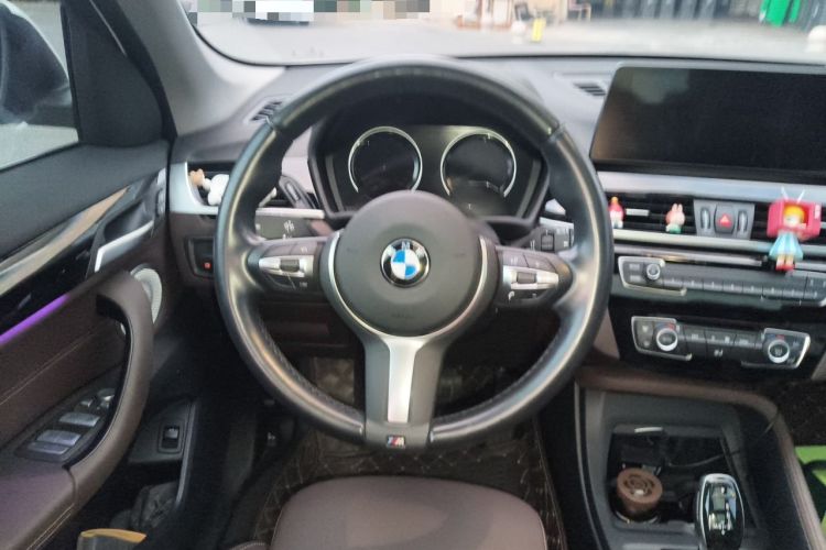 Used BMW X1 2022 sDrive25Li Leading Model Steering Wheel